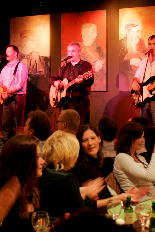 Dublin: Irish Night Show at the Merry Ploughboy Pub - Dinner and show packages: what you get for your money