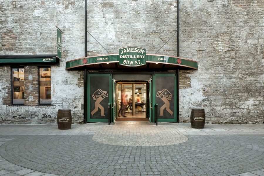 Dublin: Jameson and Guinness Private Tour with Transfers - Jameson Bow Street Experience: Cocktail, 3 Tastings, and a Guided Route