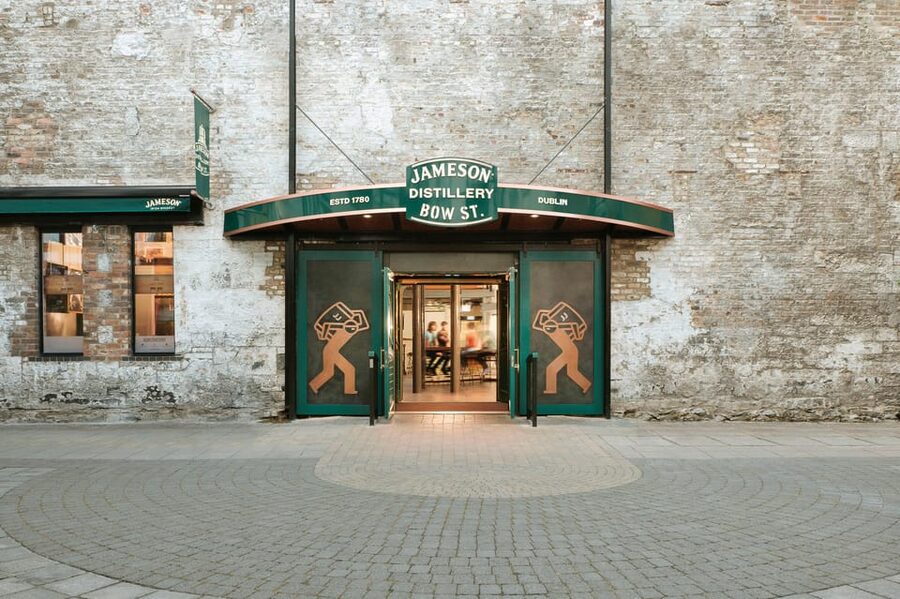 Dublin: Jameson Distillery & Guinness Brewery Guided Tour - The Grain-to-Glass story plus a comparative whiskey tasting