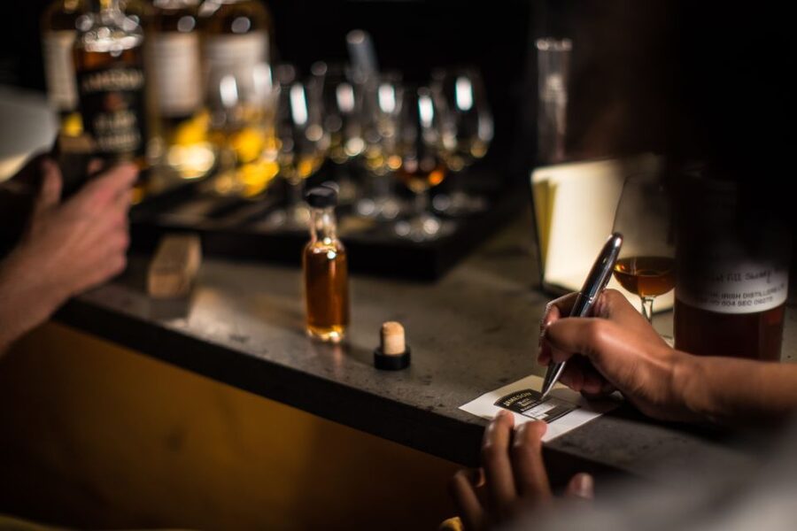 Dublin: Jameson Distillery Whiskey Blending Class - The Blending Room: how you nose, measure, and mix