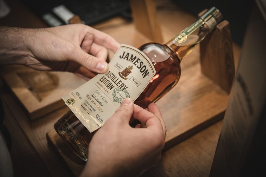 Dublin: Jameson Whiskey Distillery Tour with Tastings - A three-part experience built around your senses
