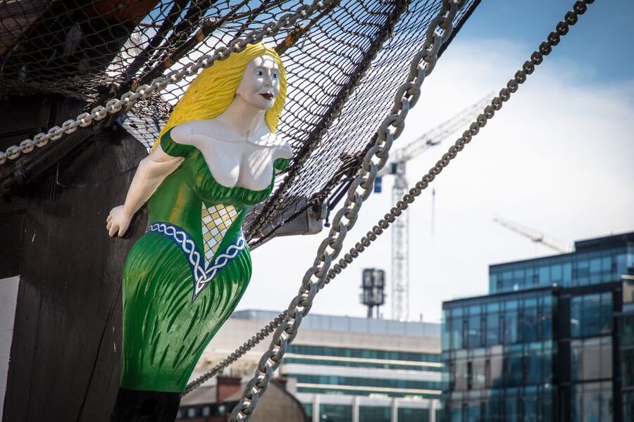Dublin: Jeanie Johnston Tall Ship Irish Famine History Tour - The guide factor: how stories stay clear in 50 minutes