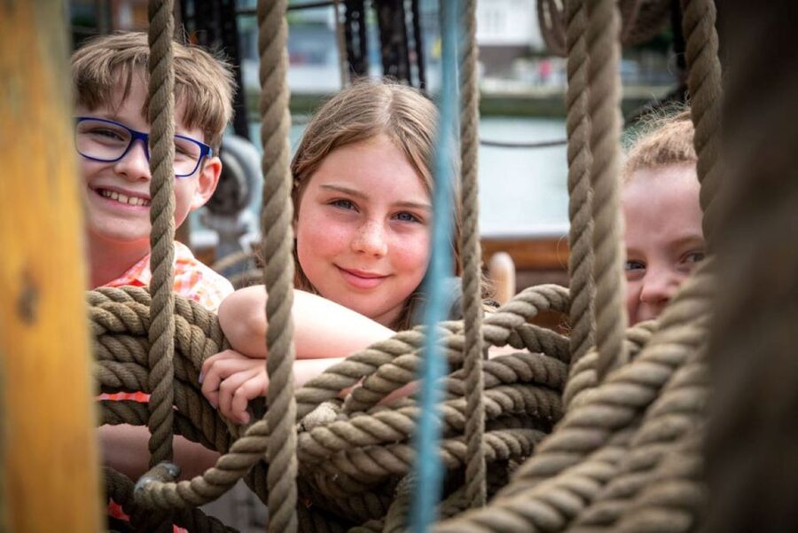 Dublin: Jeanie Johnston Tall Ship Irish Famine History Tour - Why the original Jeanie Johnston and its replica matter