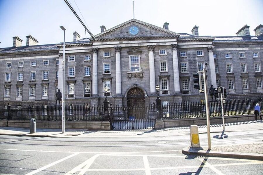 Dublin: Legends, Ghosts & Ghouls Walking Tour - St Stephen’s Green: Banshees, Hangings, and Street-Level Darkness