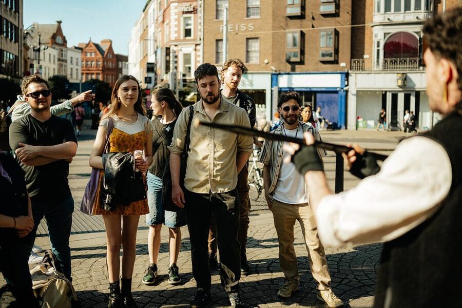 Dublin: Legends, Ghosts & Ghouls Walking Tour - Dublin Castle: Power Meets the Supernatural