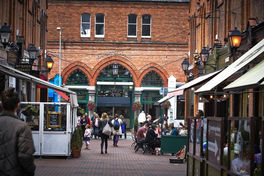 Dublin: Private City Tour in German - A German-only private walk that actually feels custom
