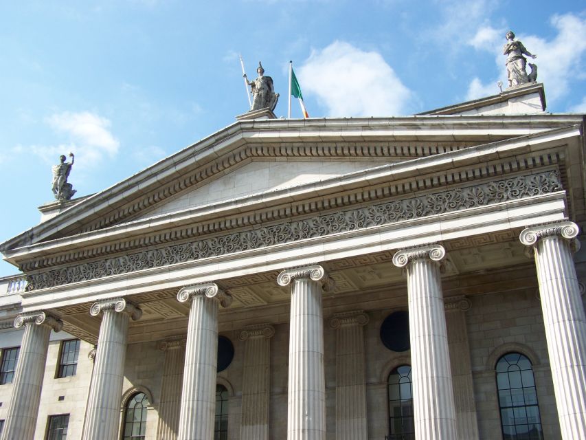 Dublin: Private City Tour in German - Value and pricing for a private group up to 8, and what you actually get