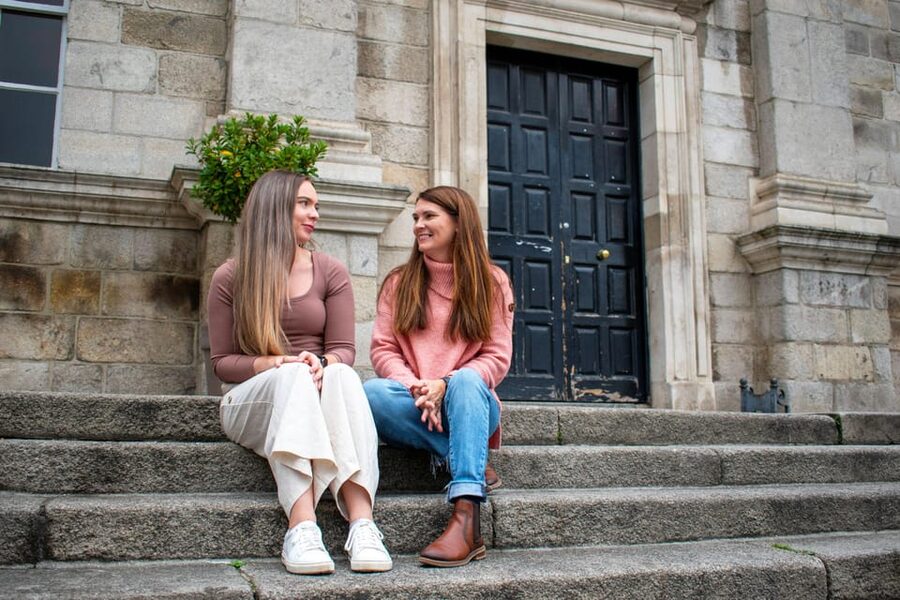 Dublin: Private Photo Experience - Starting at Molly Malone and building your Dublin photo story