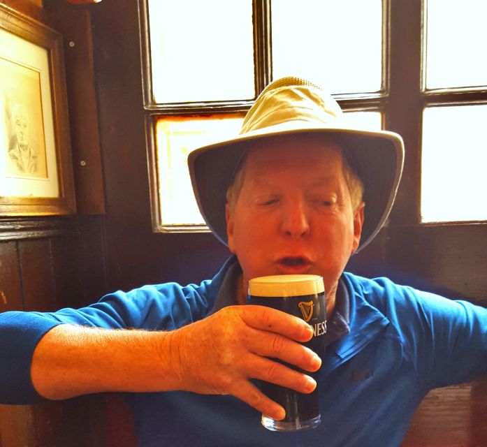 Dublin: Private Pub Tour - Your 4 hours in Dublin: the 7 PM sweet spot