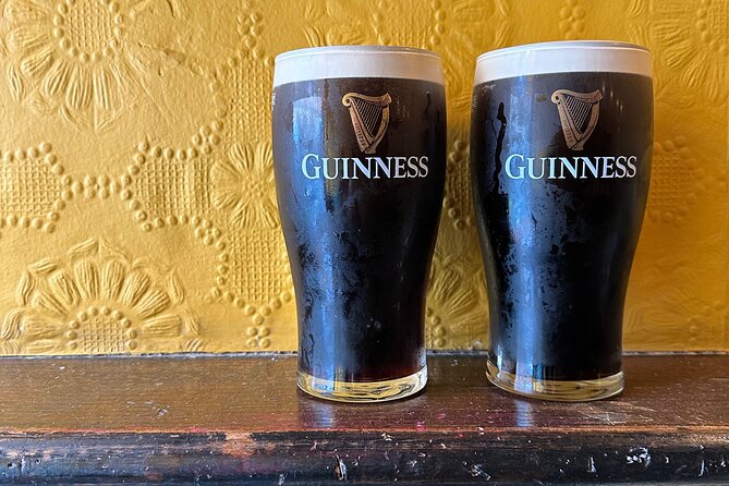 Dublin Pub Tour: Guinness Perfect Pour, Whiskey, Music and More - A Four-Pub Dublin Afternoon Centered on Your Pint