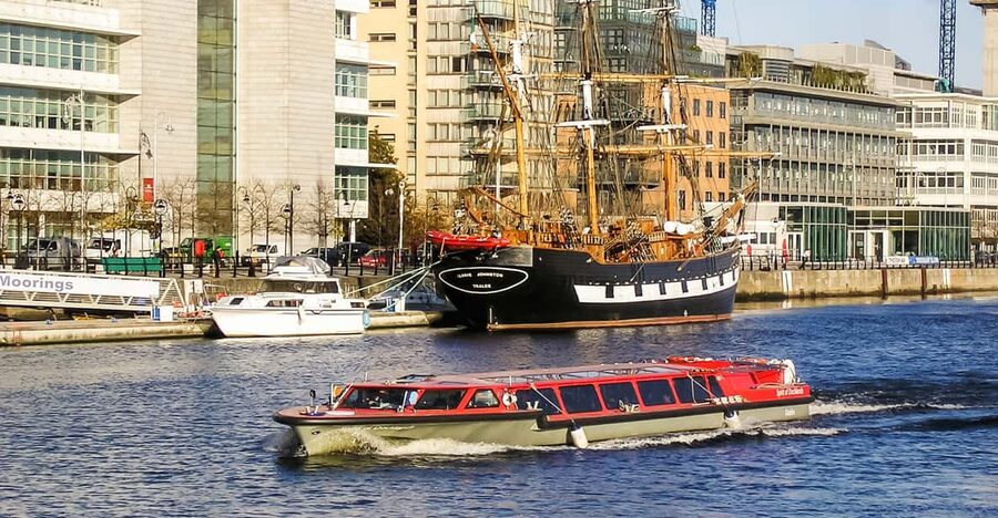 Dublin: River Liffey Sightseeing Cruise - Royal and Grand Canals: the river’s “extra chapters”
