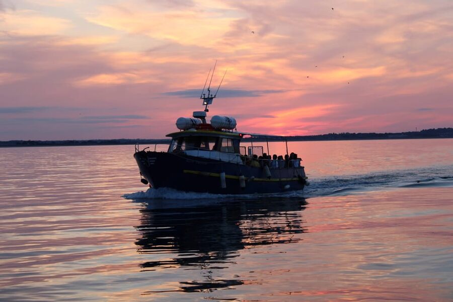 Dublin: Sunset Cruise in Howth - West Pier meeting point: how to actually find your boat