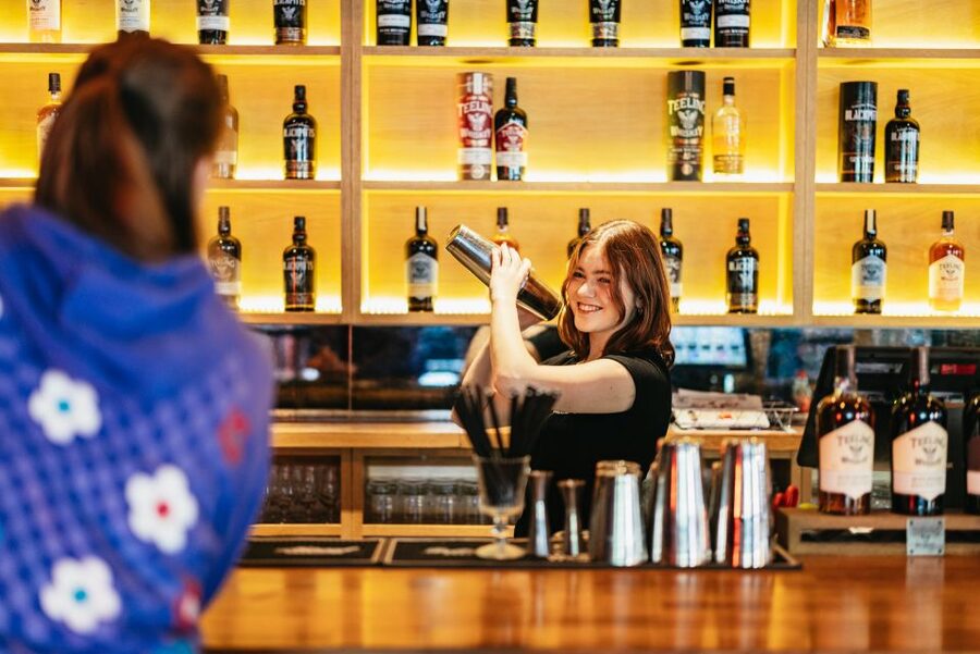 Dublin: Teeling Whiskey Distillery Tour & Tasting - Getting to the meeting point on Merchants Quay (and staying sane)