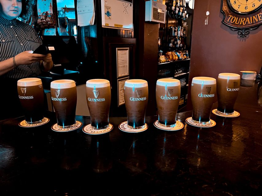 Dublin: The Perfect Pint Tour a Guinness Tour Experience - Luxury transport, refreshments, and Irish music on the move