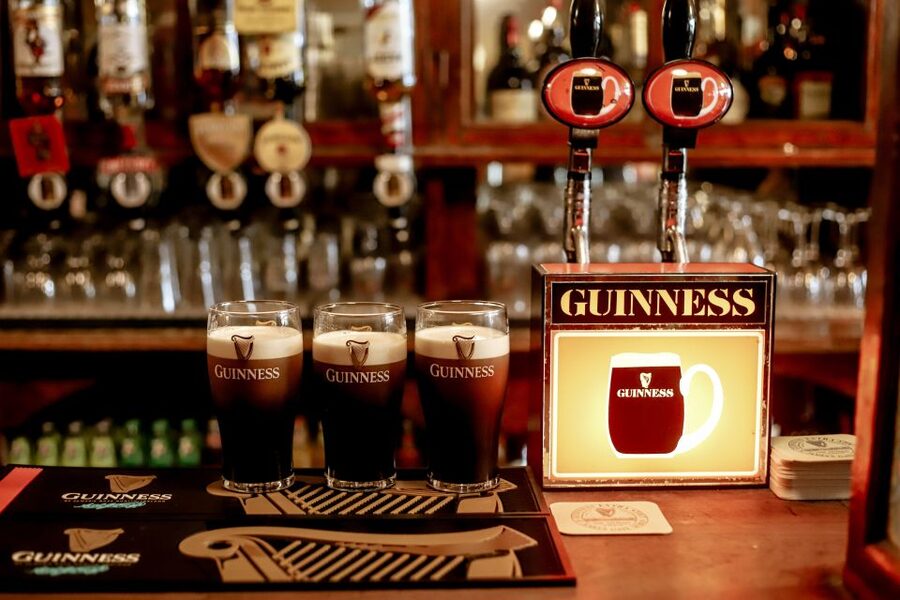 Dublin: The Perfect Pint Tour a Guinness Tour Experience - Your guide shapes the vibe: Keith, Bobbie, and real pub storytelling