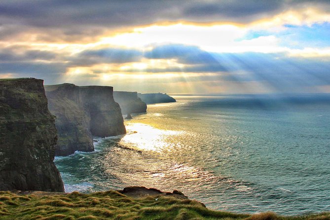 Dublin to Cliffs of Moher, including Wild Atlantic Way and Galway - Galway City Timing, Optional Walking Tour, and Where to Eat