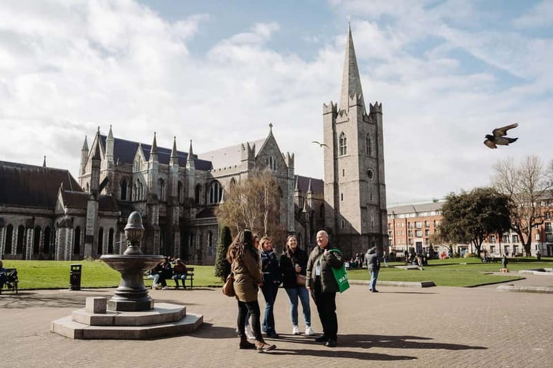 Dublin: Trinity College, Castle, Guinness and Whiskey Tour - Key highlights that make this tour worth your time