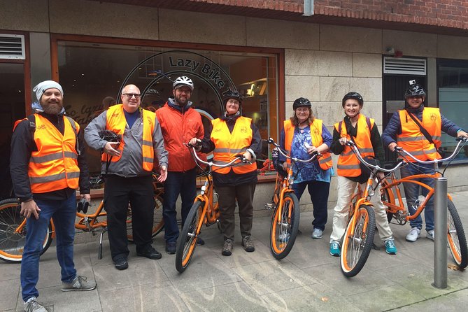 E-Bike & Bike Tour with a Local Guide in Dublin - Riding in Dublin: The Real-World Street Picture