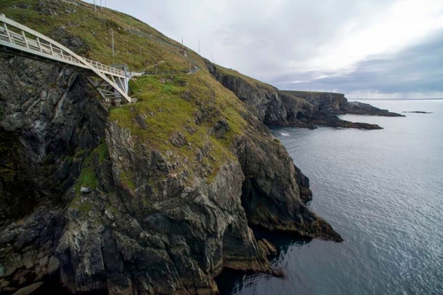 From Cork: Guided Full-Day West Cork to Mizen Head Tour - Bantry Market Town Break: Shopping and a Proper Irish Tea