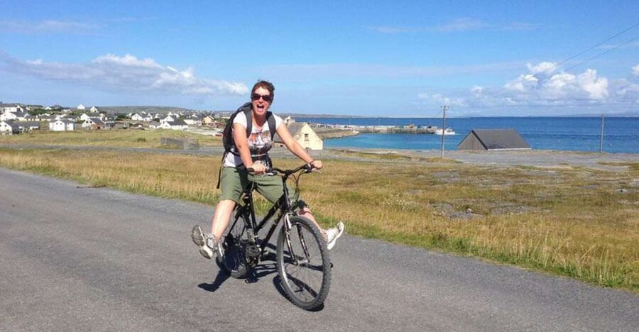 From Doolin: Day Trip to Inisheer with Bike or Bus Tour - Inisheer on a half-day clock, what makes it worth it