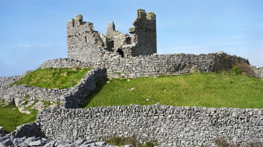 From Doolin: Day Trip to Inisheer with Bike or Bus Tour - Getting from Doolin to Inisheer, the ferry views set the mood