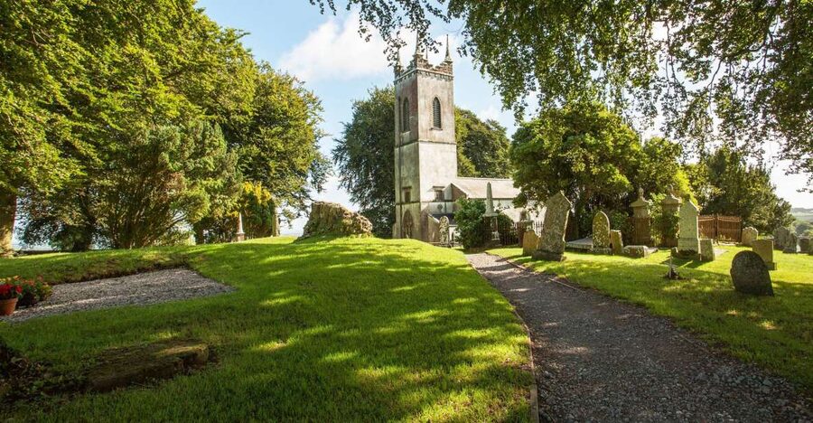 From Dublin: Celtic Boyne Valley and Ancient Sites Tour - Fore Abbey Ruins: Saint Fechin’s Story and Twelve Cycles of Destruction