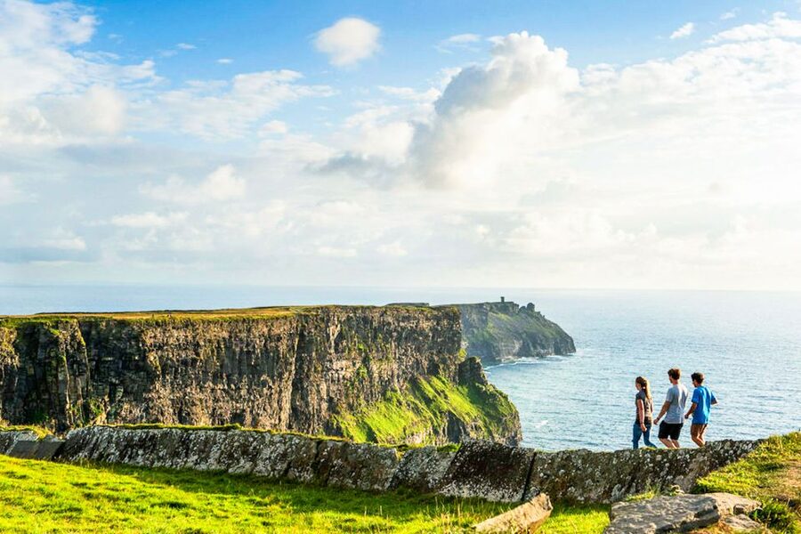 From Dublin: Cliffs of Moher, Burren & Galway City Day Tour - Galway City for about two hours: what you can actually do