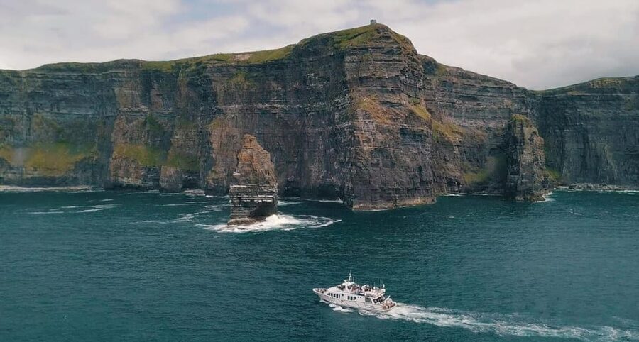From Dublin: Galway + Cliffs of Moher Boat Cruise in Spanish - Galway free time: Latin Quarter, Eyre Square, Spanish Arch