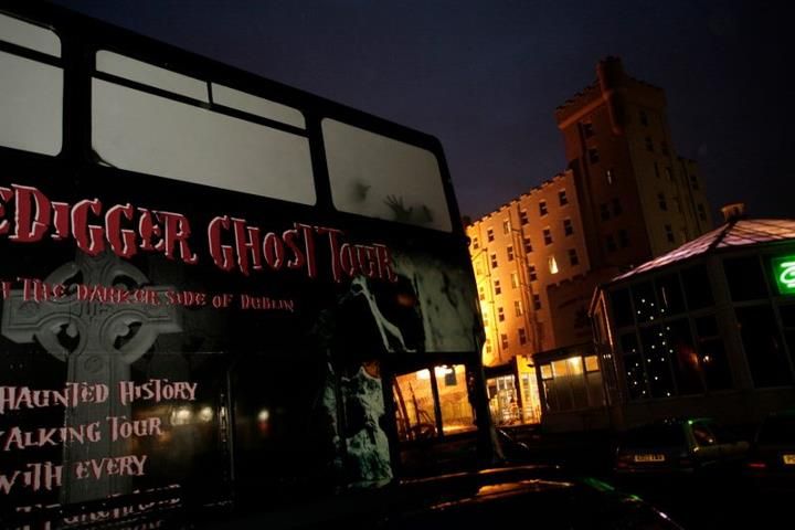 From Dublin: Gravedigger Ghost Bus Tour - The 4D bus setup, and why it works in Dublin at night