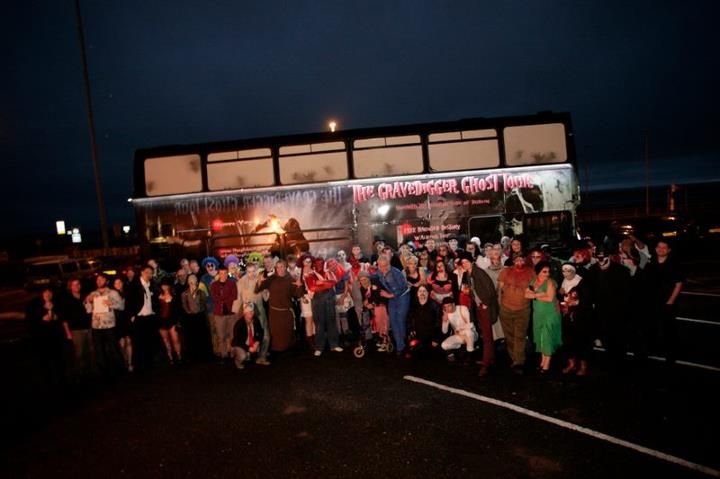 From Dublin: Gravedigger Ghost Bus Tour - Meeting outside H&M, then rolling into the 600-year story