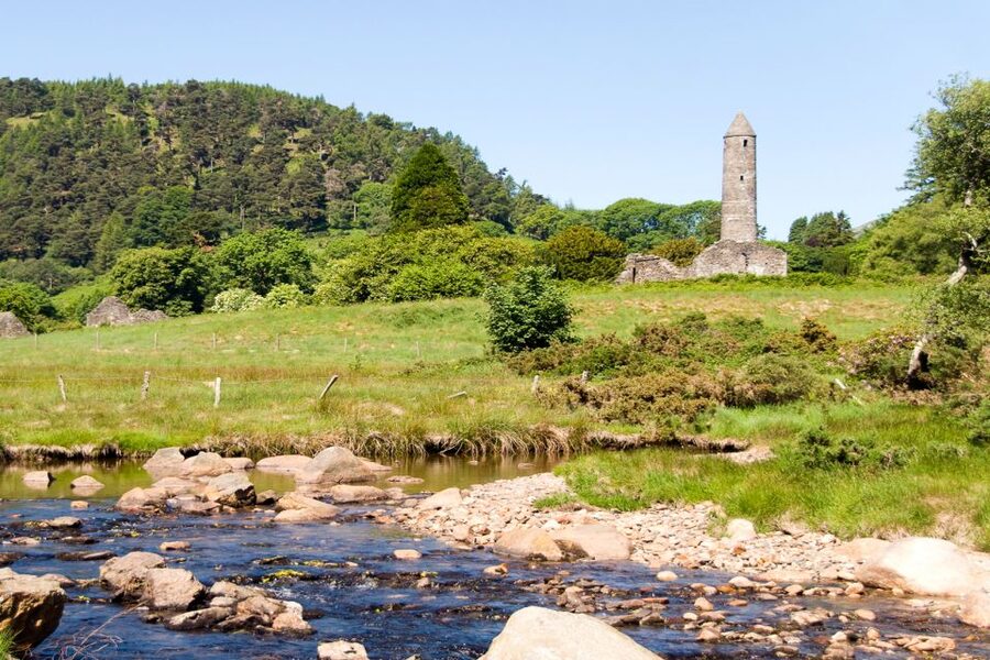 From Dublin: Wicklow Mountains, Glendalough & Kilkenny Tour - Glendalough: a guided monastic walk you can scale