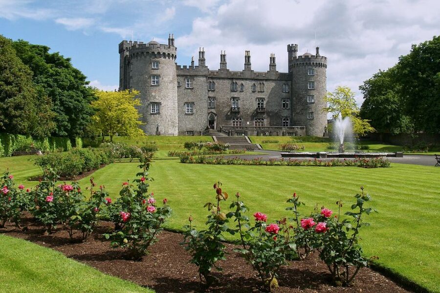 From Dublin: Wicklow Mountains, Glendalough & Kilkenny Tour - The guides and drivers make a real difference on this route