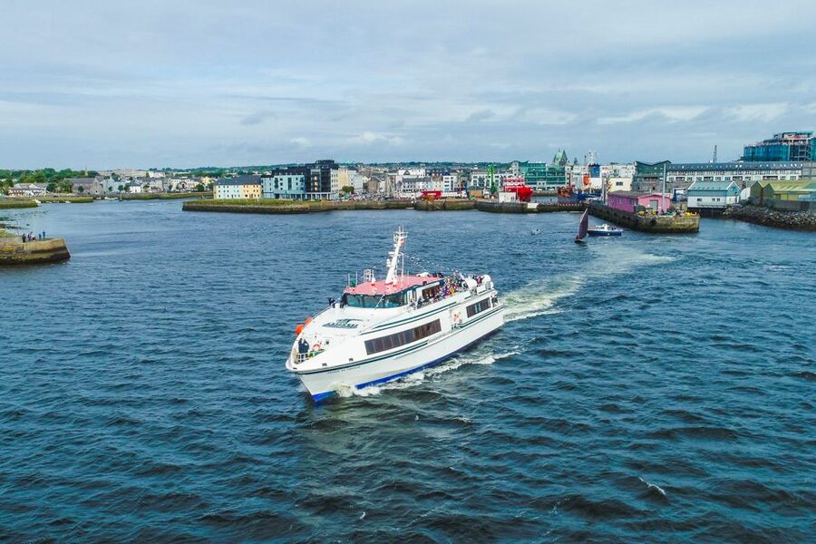 From Galway: Aran Islands & Cliffs of Moher Day Cruise - Getting around Inis Mór: walking works, bikes help, and plan for limited time