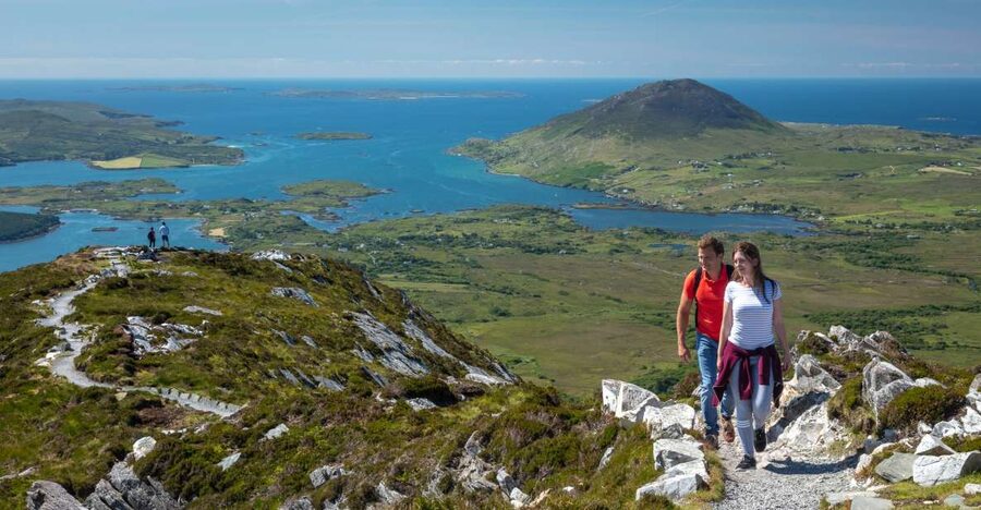 From Galway: Connemara National Park Full Day Tour - Leenane and Killary Fjord: small stops that change the mood