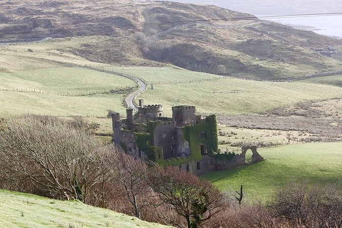 From Galway: Guided tour of Connemara with 3 hour stop in Kylemore Abbey - Photo-minutes at Screeb Lough and Pines Island, plus a look at real Connemara