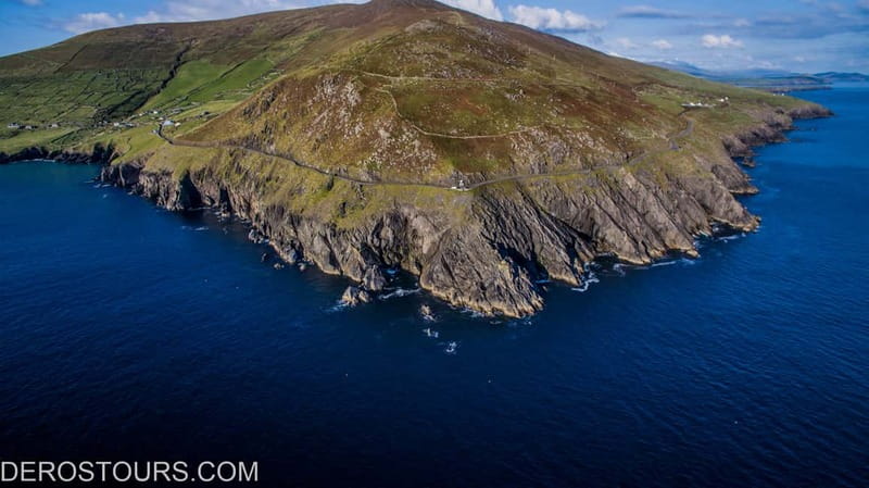 From Killarney: Dingle and Slea Head Peninsula Day Tour - History on the headland: forts, huts, churches, and cottages