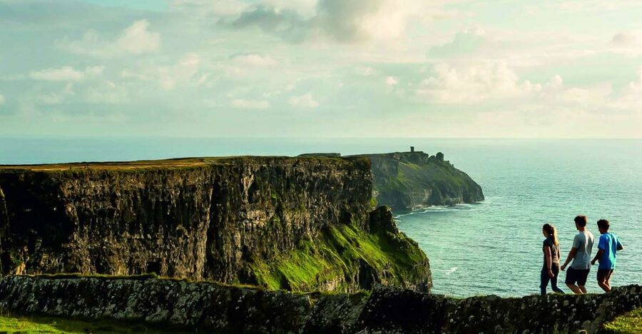 From Limerick: Full-Day Guided Tour of Cliffs of Moher - Bunratty Castle refreshment stop: classic photos, limited time