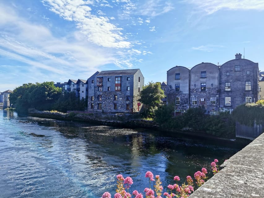 Galway City: Evening Guided Walking Tour of Galway City - Key highlights worth showing up for