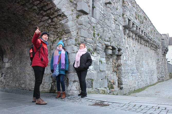 Galway City on Foot with Seán: Stories, History, Local Tips, Chat and More.. - Quay Street and Kirwan’s Lane, pubs and history in walking distance
