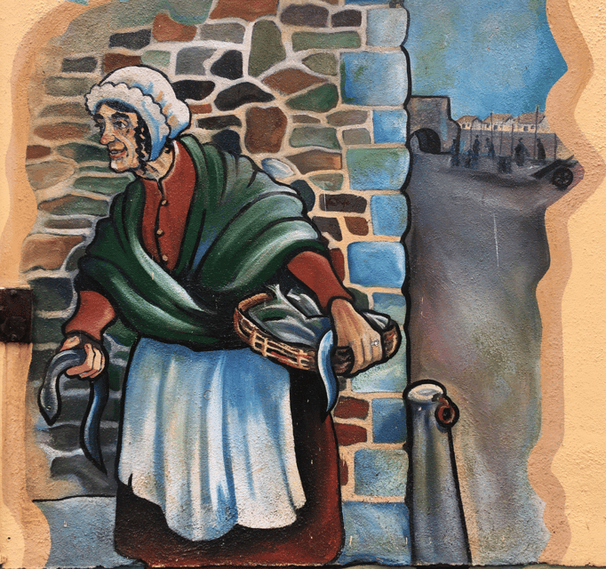 Galway: HerGalway Walking Tour - Where You Start at Eyre Square Browne Doorway