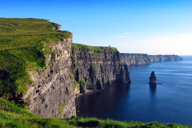 Galway to Cliffs of Moher, Aillwee Cave & Dunguaire Castle Tour - Doolin lunch break: where you eat matters as much as where you see