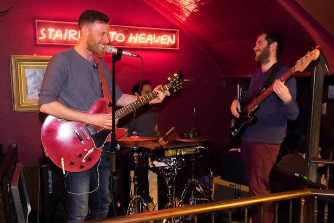Generation Pub Crawl Dublin - Price and Value: What $16.90 Buys in Dublin at Night