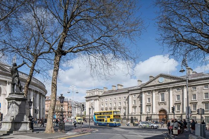 Glendalough and Dublin City Excursion - Ship to shore - The guide experience: why commentary turns a bus day into a real day