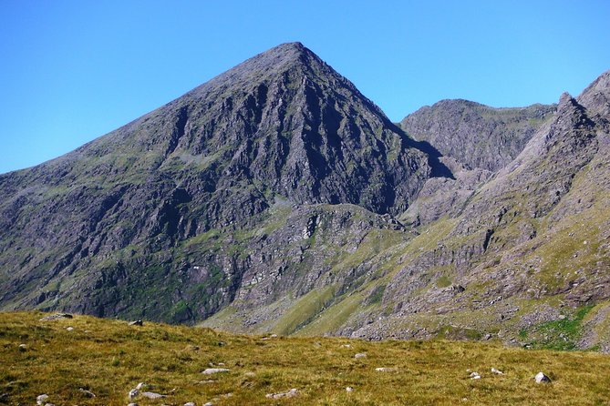 Guided Climb of Carrauntoohil with KerryClimbing.ie - Meeting at Cronins Yard, then getting straight into the climb