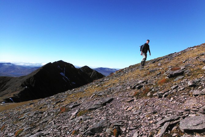 Guided Climb of Carrauntoohil with KerryClimbing.ie - Gear and clothing rules that protect you on a cold summit