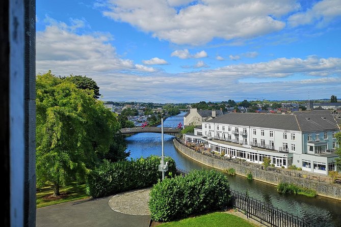 Guided tour of Kilkenny in French with an Irish guide - French with John Britton: the real reason this tour feels different