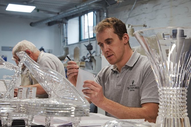 House of Waterford Crystal Guided Factory Tour - Quality control you can actually picture