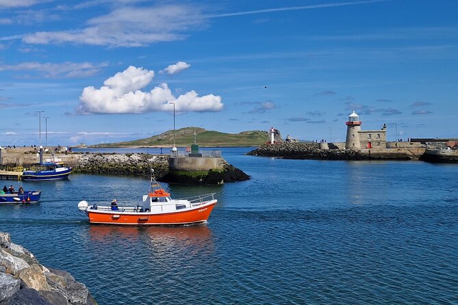 Howth Coastal Boat Tour (Ireland's Eye Ferries 50 mins trip) - How the captain’s stories connect the cliffs to real life