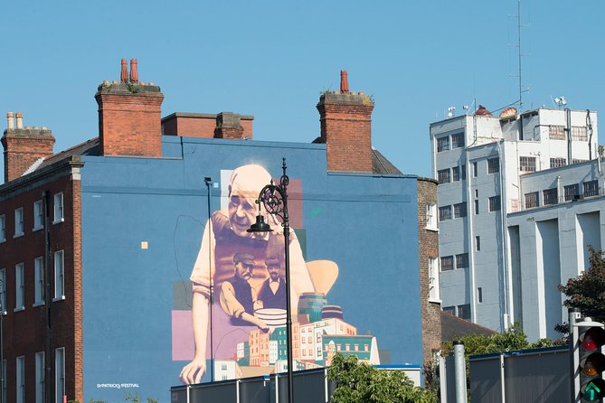 In Our Shoes Dublin Walking Tour - Guide Anthony and why the stories land