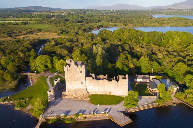 Innisfallen Island - Scenery & history of Killarney National Park - Who should book this Innisfallen Island boat outing, and who might think twice